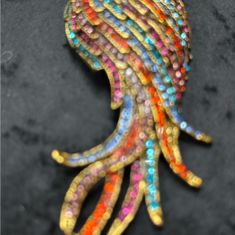 New Designer Rhinestone Parrot Brooch/Pin - Picture 5 of 5